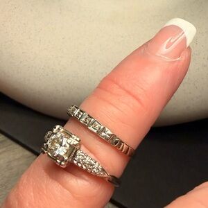 14 kt White Gold  Diamond wedding Ring Set